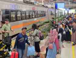 Jelang Libur Panjang Maulid Nabi, Penumpang Kereta Apik Naik 29 Persen Jelang Libur Panjang Maulid Nabi, Penumpang Kereta Apik Naik 29 Persen