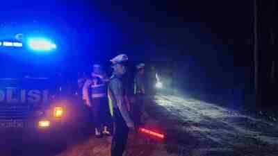 Polres Blitar Patroli Keliling Ciptakan Harkamtibmas yang Kondusif Polres Blitar Gelar Razia