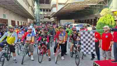 Semarakkan Haornas ke–42, Ratusan Pesepeda Ikuti Gowes Ponpes Wali Barokah Kediri Ratusan Pesepeda Ikuti Gowes Haornas Ponpes Wali Barokah Kota Kediri