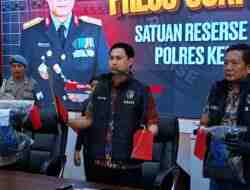 Miris ! Bersenjata Celurit dan Doubel Stick, Kumpulan Anak di Kediri di Bawah Umur Keroyok dan Bacok Korbannya