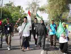 Warga NU di Loano Purworejo Jalan Kali 20 km, Penuhi Nazar Bangun MWC dari Iuran Warga NU di Loano Purworejo Jalan Kali 20 km, Penuhi Nazar Bangun MWC dari Iuran
