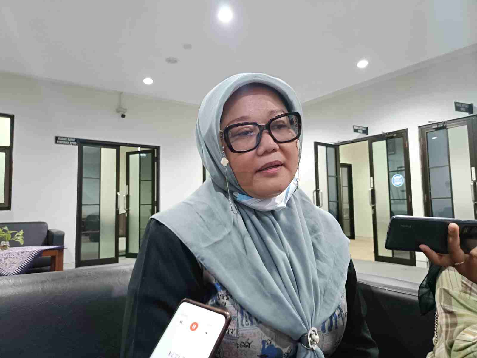 Rapat Banggar Hasilkan Titik Temu, Paripurna DPRD Kabupaten Blitar Digelar Malam Ini WhatsApp Image 2025 09 08 at 18.23.33