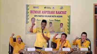 Dekatkan Diri ke Masyarakat DPD Partai Golkar Kota Kediri Launcing Rumah Aspirasi Rakyat Dekatkan Diri ke Masyarakat DPD Partai Golkar Kota Kediri Launcing Rumah Aspirasi Rakyat