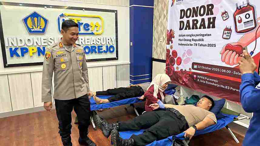 HUT Humas Polri ke-74, Polres Purworejo Gelar Donor Darah untuk Kemanusiaan Kapolres Purworejo AKBP Andry Agustiano