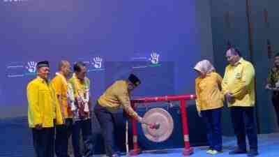 Ketua DPD Partai Golkar Jawa Timur Membuka Musda XI Partai Golkar Kabupaten Blitar