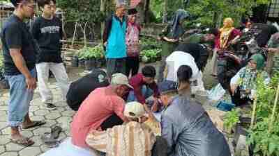 Limbah Jadi Berkah: UMNU Kebumen Latih Warga Olah Limbah Jadi Energi dan Pakan Produktif Limbah Jadi Berkah: UMNU Kebumen Latih Warga Olah Limbah Jadi Energi dan Pakan Produktif