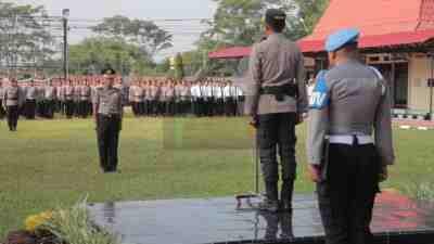 Upacara Kenaikan Pangkat Kapolres Selorejo AKP Eko Soejoko Naik Pangkat jadi Kompol