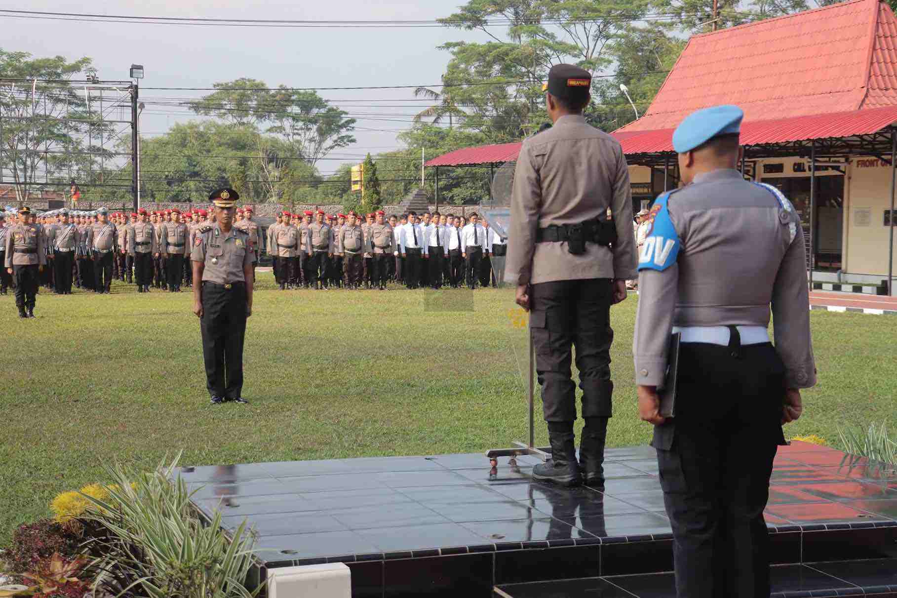 Kapolsek Selorejo AKP Eko Soejoko Naik Pangkat jadi Kompol Upacara Kenaikan Pangkat Kapolres Selorejo AKP Eko Soejoko Naik Pangkat jadi Kompol