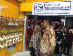 Wamenkop Puji Koperasi Merah Putih di Pemkot Blitar Wamenkop Puji Koperasi Merah Putih di Pemkot Blitar
