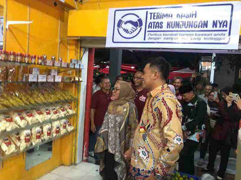 Wamenkop Puji Koperasi Merah Putih di Pemkot Blitar Wamenkop Farida Farichah Tinjau Koperasi Merah Putih KMP di Kota Blitar