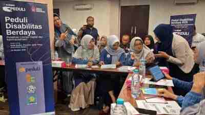 Dukung Kesetaraan XL SMART Beri Pelatihan Literasi Digital Kewirausahaan Penyandang Disabilitas di Kediri XLSMART Memberi Pelatihan Literasi Digital untuk Disabilitas