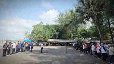 Bupati Blitar Rijanto Pantai Serang