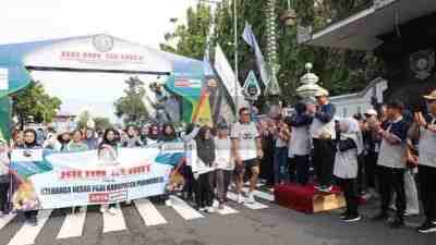 Jalan Sehat HUT PGRI Purworejo, Momentum Perkuat Mencerdaskan Anak Bangsa