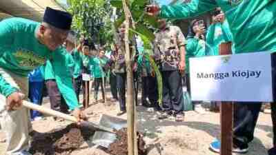 Imam Wihdan Prakarsai Jambore Go Green Ajak Ratusan Remas se Kota Kediri Cintai Lingkungan
