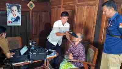 KPU dan Dispendukcapil Kabupaten Blitar Coktas Data Ganda di Desa Tumpakkepuh