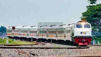 Paket Wisata Keliling Jawa Timur Naik Kereta Api, Mulai Rp239 Ribu, Ini Paket Destinasinya