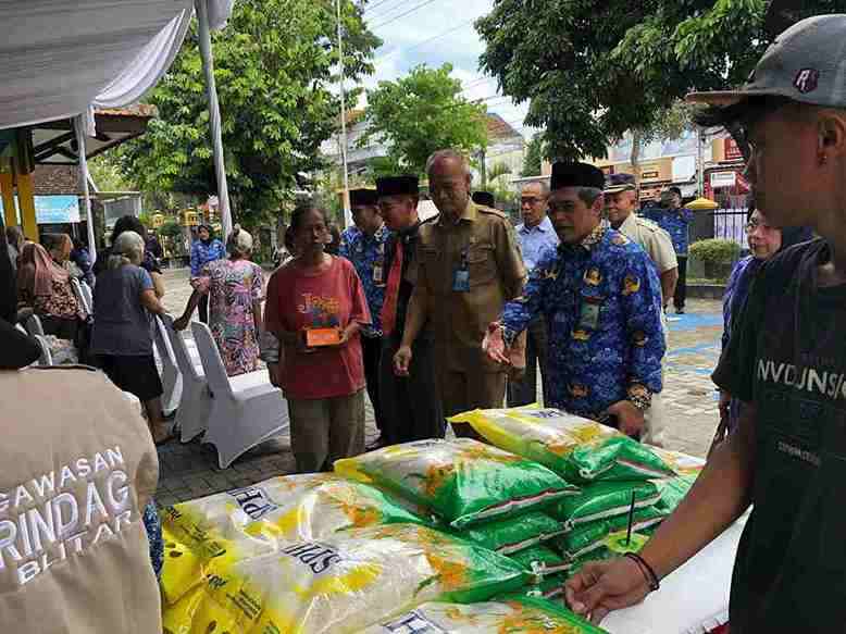 Pemprov Jatim Gelar Pasar Murah di Kota Blitar