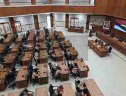 Siswa SD IT Ash Shiddiqiyyah Belajar Sidang Paripurna di Gedung DPRD Purworejo, Belajar Demokrasi sejak Dini