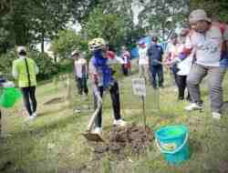 Pemkab Blitar Tanam Pohon di Wilayah Jasa Tirta Bentuk Kepedulian Lingkungan