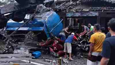 Tabrakan Beruntun Truk Tangki di Purworejo