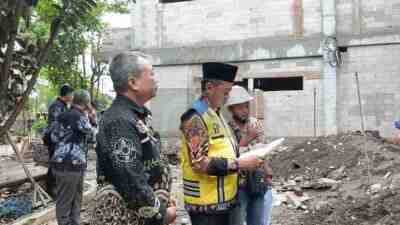 Wabup Blitar Beky Herdihansah Meninjau Pembangunan Labkesda