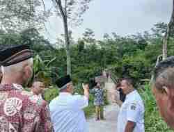 Jembatan Akses 3 Desa di Kecamatan Talun, Diajukan Perbaikan ke Pemerintah Pusat