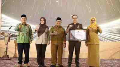 Bupati Blitar Rijanto saat Rakor Kearsipan