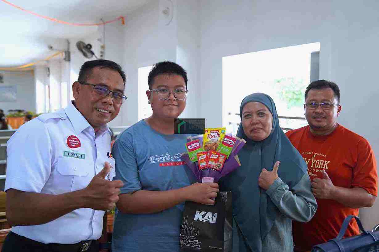 KAI Daop 7 Madiun Sapa Pelanggan Ibu Ibu