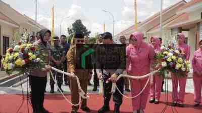 Kapolres Blitar AKBP Arif Fazlurrahman Meresmikan Rumah Dinas di Lingkungan Mapolres Blitar