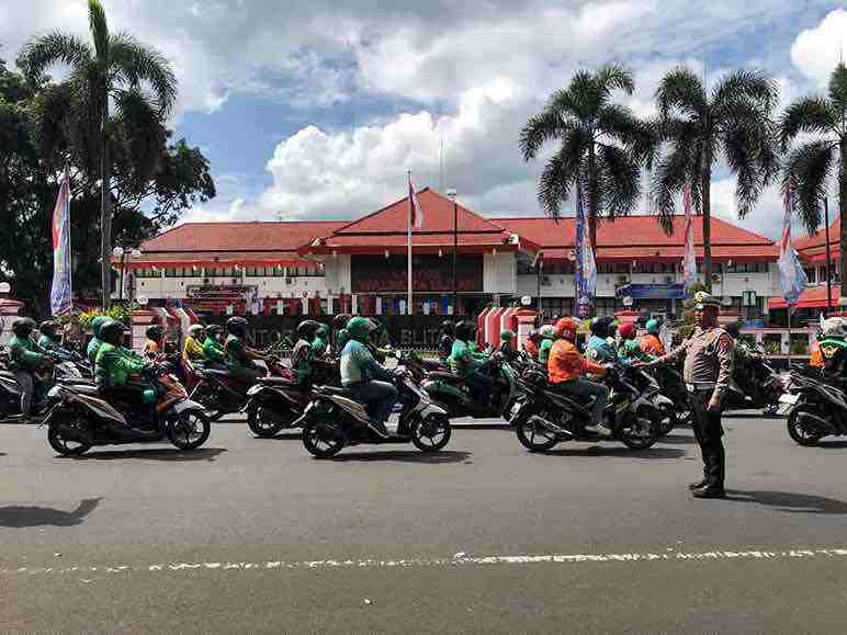 Ojek online Demo di Kota Blitar