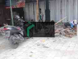 Pemasangan Paving di Pasar Loak Kota Blitar di Kebut hingga Desember