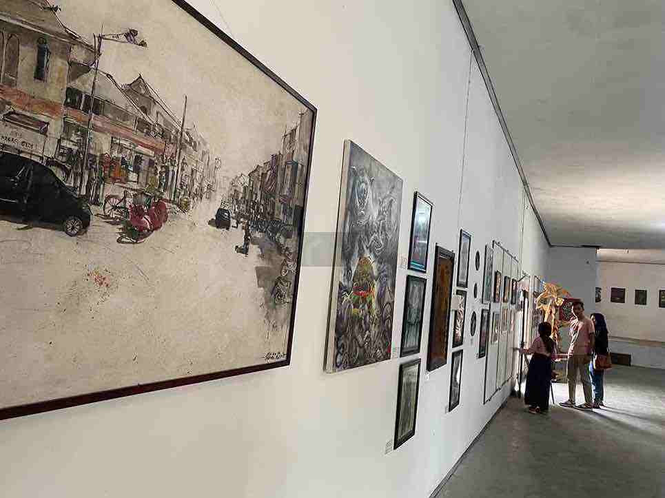 Pameran Lukisan di Blitar Arta Center Kelurahan Sananwetan Kecamatan Sananwetan Kabupaten Blitar