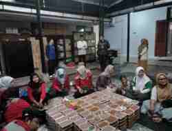 Warga Kabupaten Blitar Kirim 2,5 Kwintal Sambal Pecel untuk Korban Bajir Aceh dan Sumatra