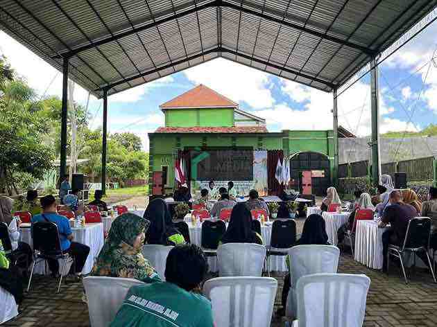 SMK Islam Anharul Ulum Perkenalkan Mocaf, Mengolah Lokal Menjadi Global SMK Islam Unharul Ulum Launching Mocaf Produk Kewirausahaan para Siswa