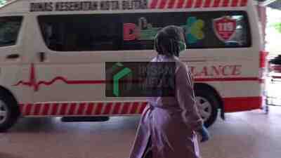 Ambulans PSC 119 Kota Blitar