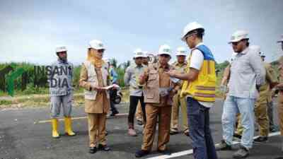 Bupati Blitar Meninjau Proyek Pembangunan Jalan Lintas Selatan JLS Penghubung Pantai Serang dengan Pantai Sumbersih