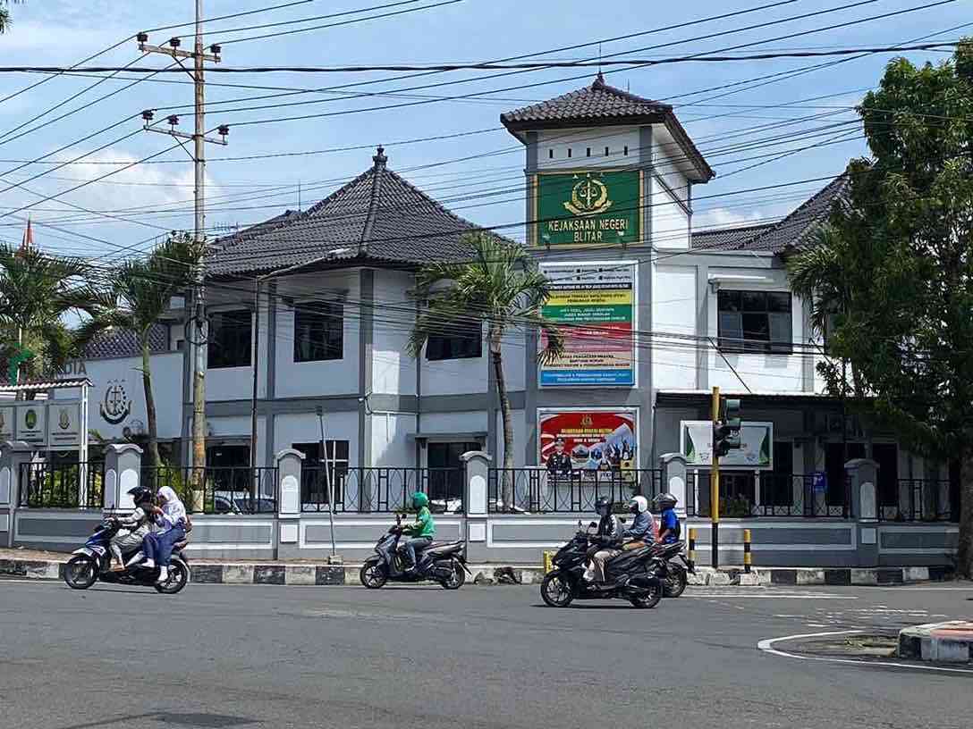 Kejaksaan Negeri Kota Blitar : Penjara Bukan Pilihan bagi Anak Berhadapan dengan Hukum Kantor Kejaksaan Negeri Kota Blitar