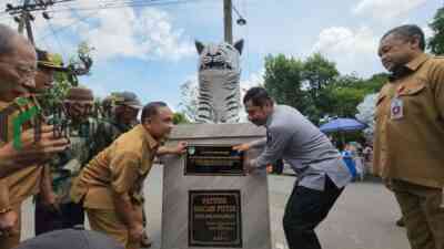 Patung Macan Putih yang Viral di Kediri Mendapatkan Hal Cipta dari Kemenkumham