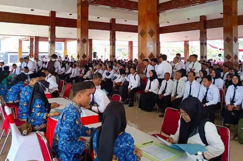 Pegawai di Lingkup Pemerintahan Kabupaten Blitar