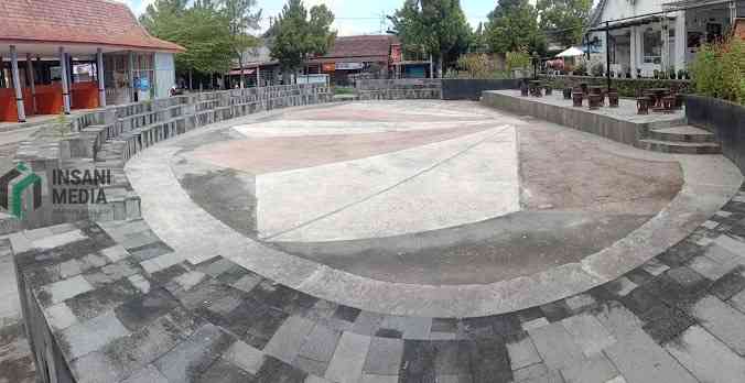 Eks Kawedanan Wlingi: Dari Simpul Birokrasi Kolonial Menjadi Episentrum Kreatif Gen Z Rumah Kreatif di Bekas Kantor Kawedanan Wlingi