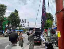 Tak Berizin, 75 Reklame di Kabupaten Blitar Dibredel Satpol PP