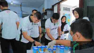 Tes urine Pegawai dan Warga Binaan di Lapas Kelas IIB Blitar