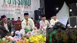 Tursino Bersholawat Bergama dengan Ribuan Warga