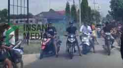 Warga Wonodadi Minta Pembangunan Koperasi Desa Merah Putih Direlokasi, Ini Alasannya Warga Menolak Pembangunan Koperasi Desa Merah Putih dengan Menggelar Aksi Demo di Depan Kantor Desa