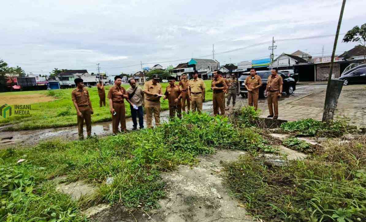 Pemkab Blitar akan Sulap Eks Pasar Kanigoro Jadi Taman Ikonik Berkonsep ‘Kanigoro Asri’, Dilengkapi Food Court dan Air Mancur Tematik Bekas Lokasi Pasar Kanigoro Kabupaten Blitar akan Disulap Menjadi Taman dan Food Court