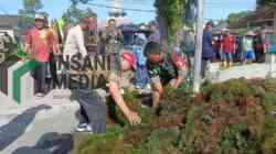 Bupati Blitar, Rijanto Turun Langsung Bersihkan Ganggang di Waduk Blumbang Gede Bupati Blitar Kerja Bakti di Waduk Blumbang Gede Desa Soso Kecamatan Gandusari Kabupaten Blitar