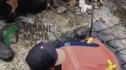 Dinas PUPR Kota Blitar Membersihkan Sampah Penyebab Air Tersumbat saat Musim Hujan