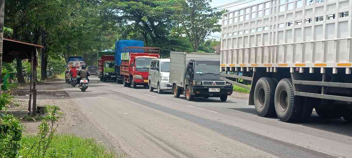 Jalan Raya Simpang Prambon Langganan Genangan, Dikeluhkan Pengemudi IMG 20260228 WA0012