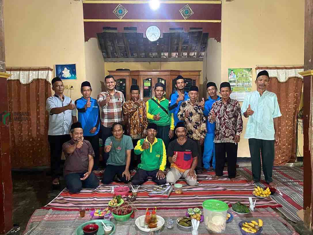 Ismail Namsa Anggota DPRD Kabupaten Blitar Fraksi Golkar Bertemu dengan Kelompok Tani Rahayu Makaryo Desa Popoh Kecamatan Selopuro