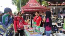 Pemkot Ingatkan Pedagang Takjil di Kota Blitar Jaga Kualitas Makanan Kepala Disperindag Kota Blitar Parminto Memeriksa Takjil di Kota Blitar